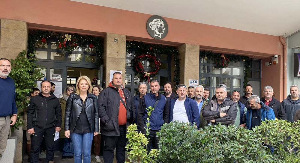 Στάση εργασίας στην ΔΕΥΑΧ - Αντιδρούν οι εργαζόμενοι στο ενδεχόμενο συγχώνευσης