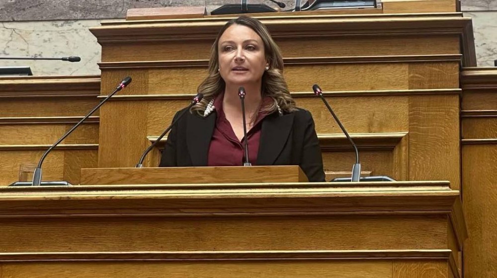 ΚΑΤΕΡΙΝΑ ΚΑΖΑΝΗ: Ζήτησε ένταξη της Εύβοιας στο πρόγραμμα κοινωφελούς εργασίας