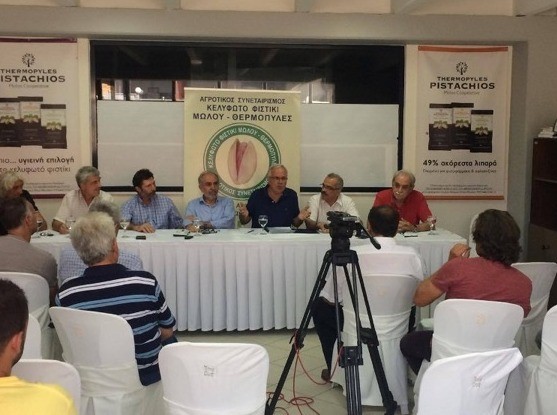 Σε κτηνοτροφική μονάδα και συνεταιρισμό φυστικιού ο Αποστόλου