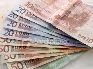 Χρηματικές προσφορές αγάπης από Χαλκιδέους