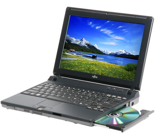 Ανήλικοι έκλεψαν laptop από το γραφείο του Δημάρχου