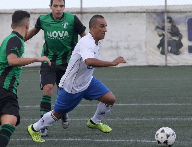ΚΟΣΚΙΝΑ-ΚΑΡΥΣΤΟΣ 3-0: Εκανε ...σεφτέ ο Μήτρου