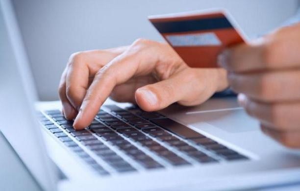 Απάτη με πιστωτική κάρτα ιδιώτη σε διαδικτυακές ιστοσελίδες
