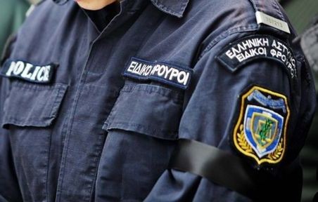 Συνελήφθη για εκβίαση και δωροληψία 28χρονος ειδικός φρουρός