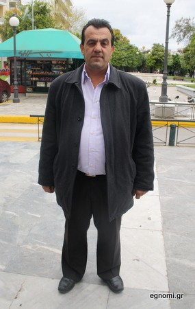 Αχρείαστος να 'ναι