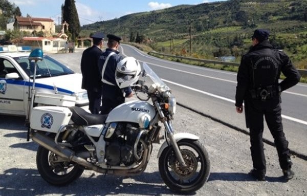 Αυξημένα μέτρα από την Τροχαία ενόψει του εορτασμού της 25ης Μαρτίου