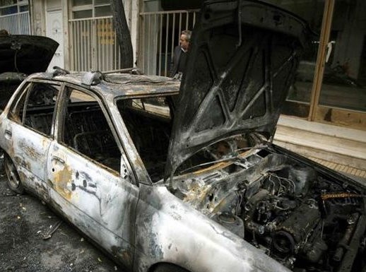 Κάηκε Ι.Χ. στο Δοκό