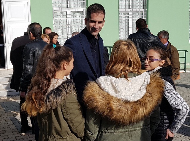Κοντά στη νεολαία ο Κώστας Μπακογιάννης