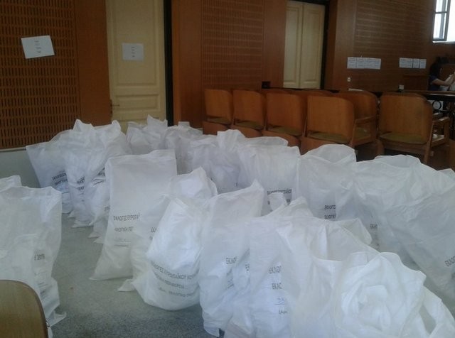 ΔΙΚΑΣΤΗΡΙΑ ΧΑΛΚΙΔΑΣ: Γεμάτες τσουβάλια οι δικαστικές αίθουσες